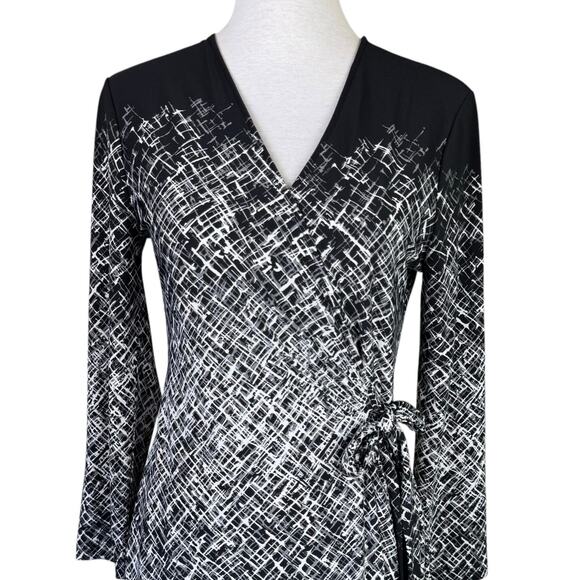 BCBGMaxazria Adele Black White Print 3/4 Sleeve V-neck Classic Wrap Dress - Picture 4 of 11